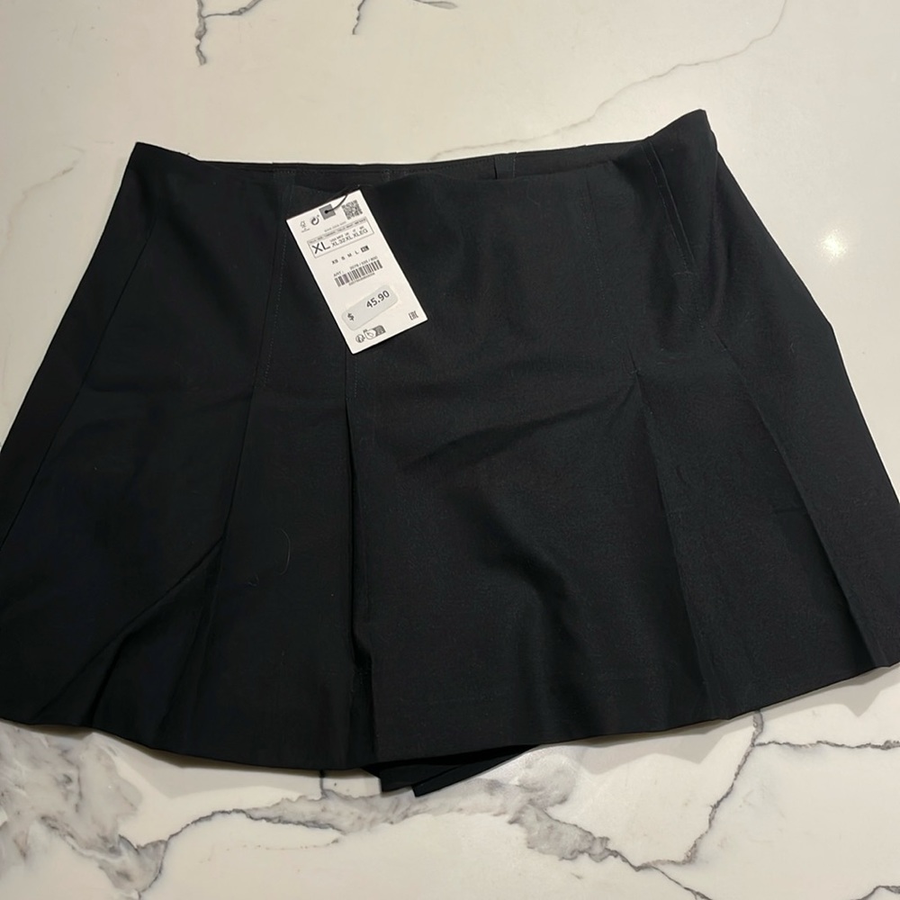 NWT Zara Pleated Skort XL